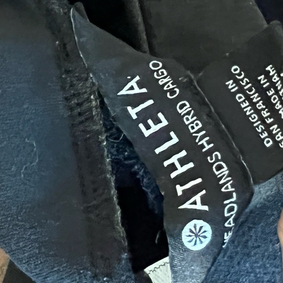 Athleta Headlands Hybrid High Rise Cargo Black Legging Women's Size 16 - Picture 8 of 11